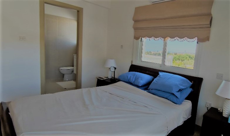 Double bedroom and ensuite
